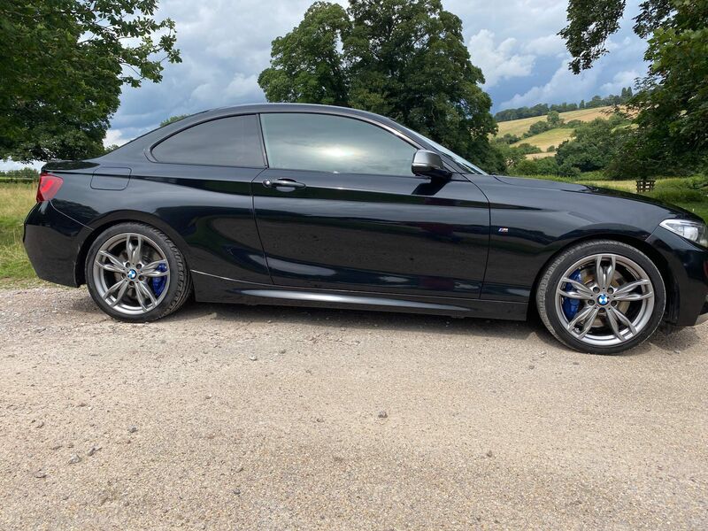 BMW 2 SERIES