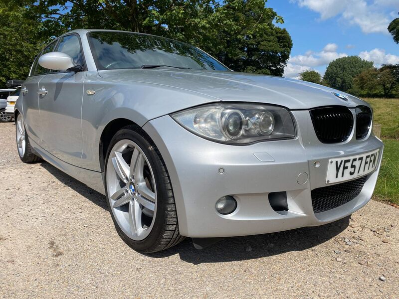 View BMW 1 SERIES 3.0 130i M Sport 5dr