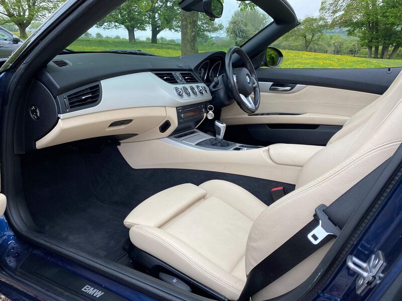 View BMW Z4 2.5 23i M Sport Highline Edition sDrive 2dr