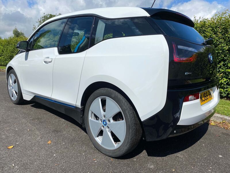 BMW I3