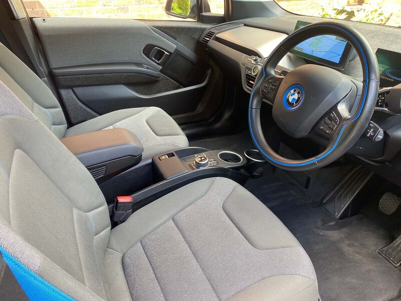 BMW I3