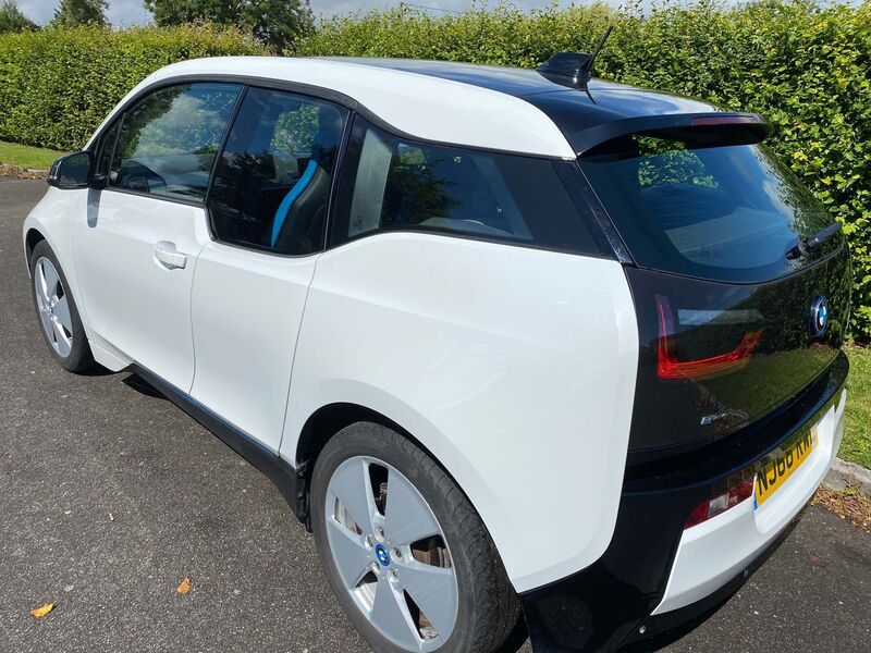 BMW I3