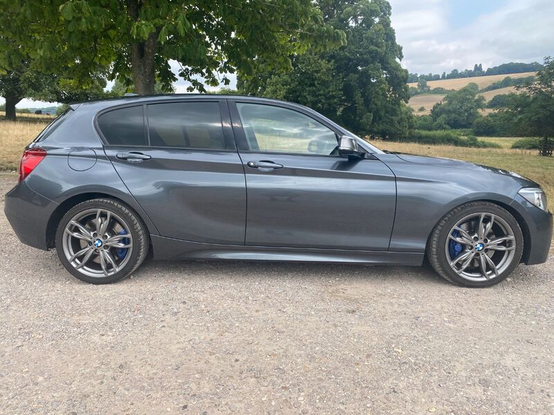 View BMW 1 SERIES M135I