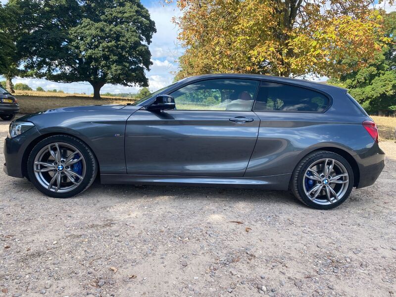 View BMW 1 SERIES M135I