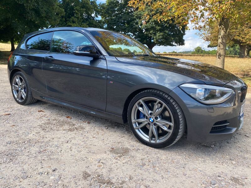 View BMW 1 SERIES M135I