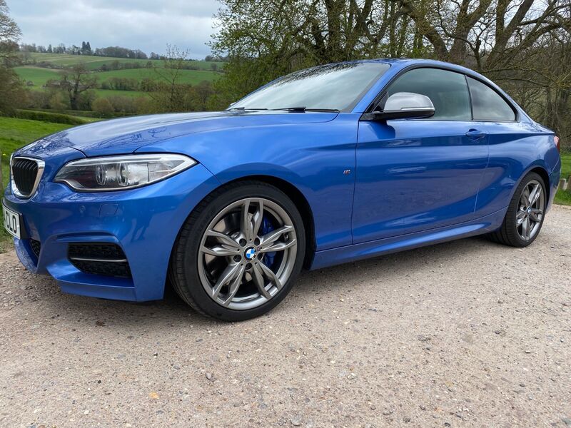 View BMW 2 SERIES M235I